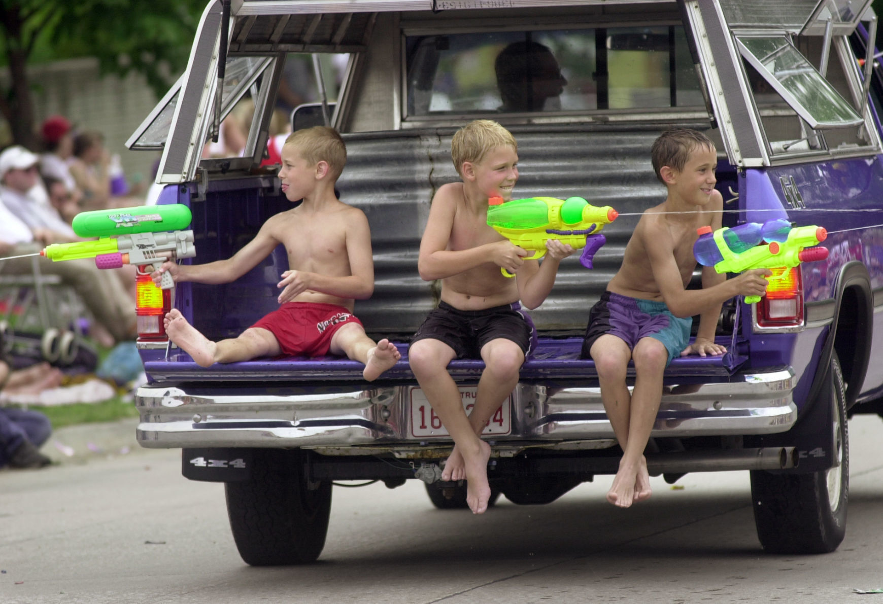 Squirts on Fourth of July, 2000